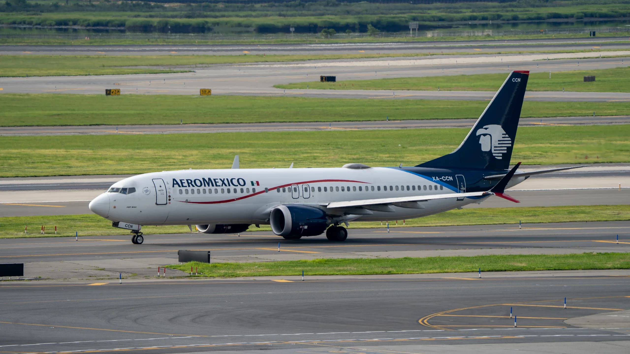 An Aeromexico Boeing 737-800, registration XA-CCN, at New York JFK